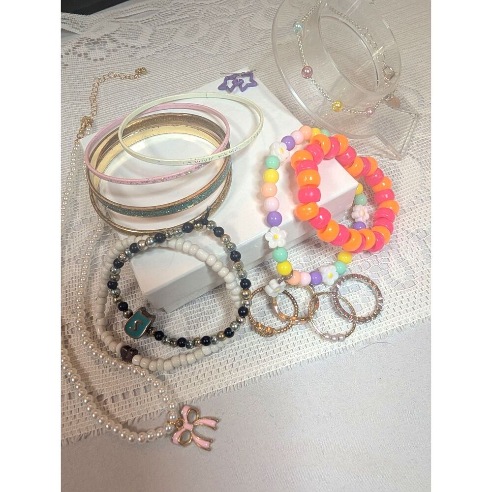 Huge Coquette Fashion Jewelry Lot Bow Necklace, Bangle & Beaded Bracelets, Rings